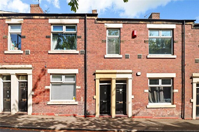 3 Bedroom Flat To Rent In Brinkburn Street, Wallsend, Tyne And Wear, NE28