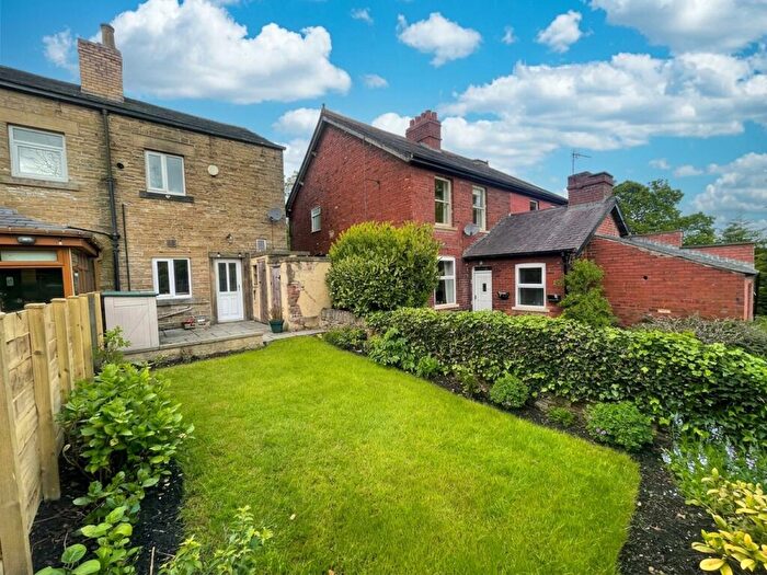 2 Bedroom End Of Terrace House For Sale In High Street, Clayton West, HD8