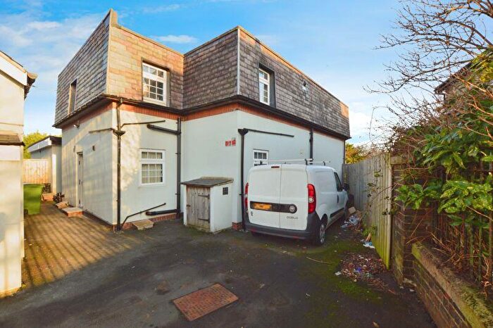 3 Bedroom Flat For Sale In Albion Court, Blyth, NE24