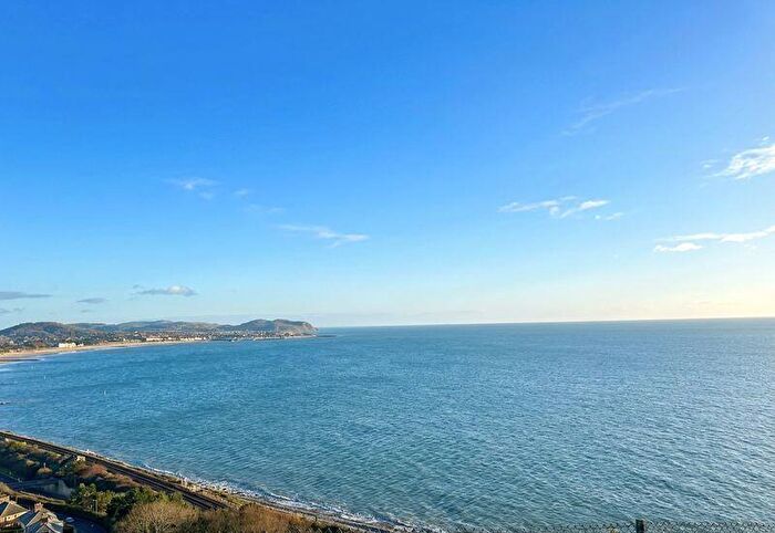 2 Bedroom Flat For Sale In Penmaen Bod Elias, Colwyn Bay, LL29