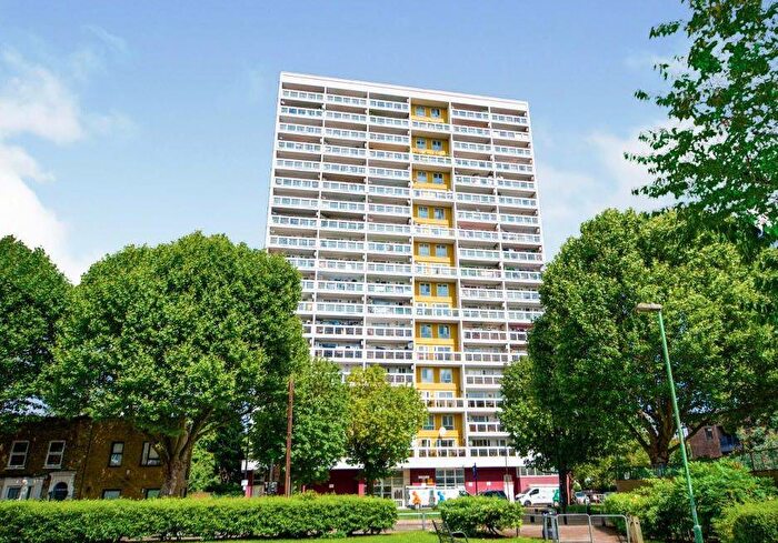 2 Bedroom Flat For Sale In Flat Gayton House, Chiltern Road, Bow, London, E3