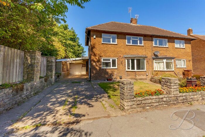 3 Bedroom Semi-Detached House For Sale In Robin Hood Avenue, Warsop, Mansfield, NG20