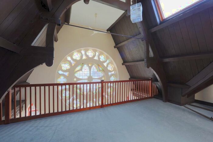 2 Bedroom Maisonette To Rent In Waldegrave Road, London, SE19