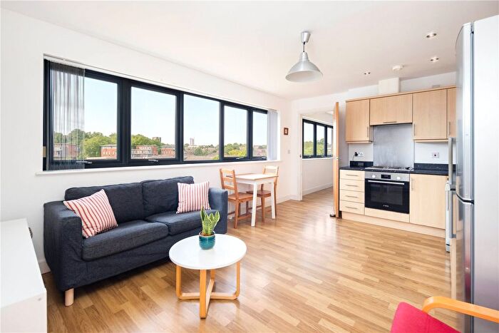 1 Bedroom Flat To Rent In Walnut Court, Woodmill Road, London, E5