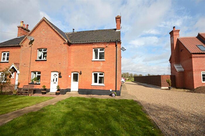 3 Bedroom Cottage To Rent In Reydon, IP18