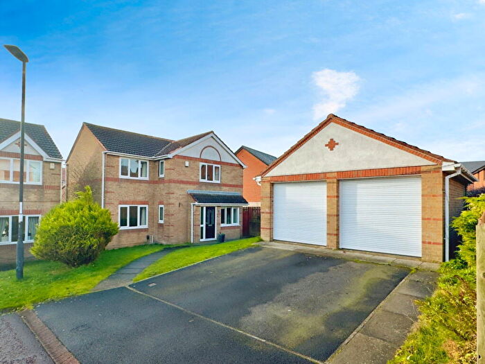 4 Bedroom Detached House For Sale In Conway Close, Ryton, NE40