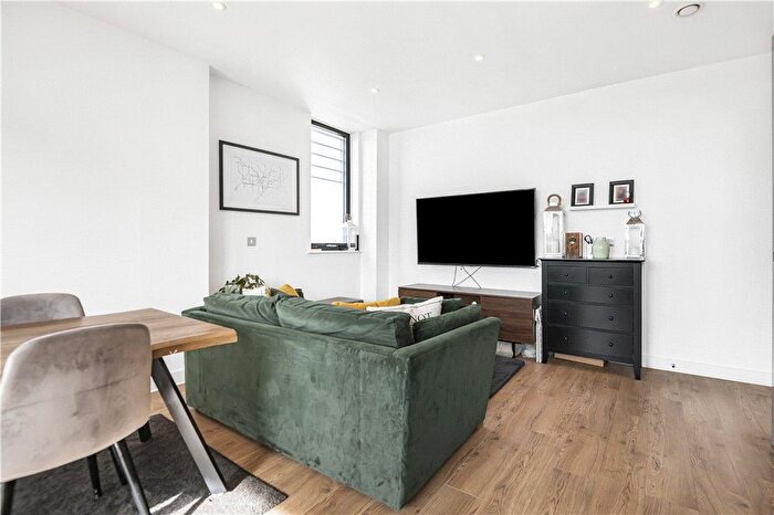 1 Bedroom Flat For Sale In Cairo New Road, Croydon, CR0