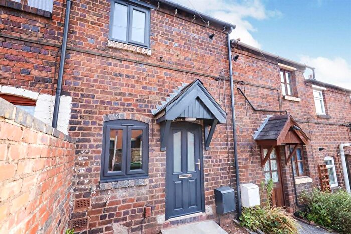 2 Bedroom House To Rent In Park Street, Kidderminster, DY11