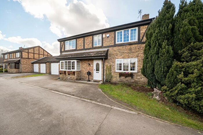 4 Bedroom Detached House For Sale In Ashdene Close, Willerby, HU10