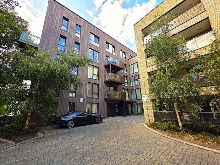 2 Bedroom Flat To Rent In Jenson Heights, Caledonian Road, N1