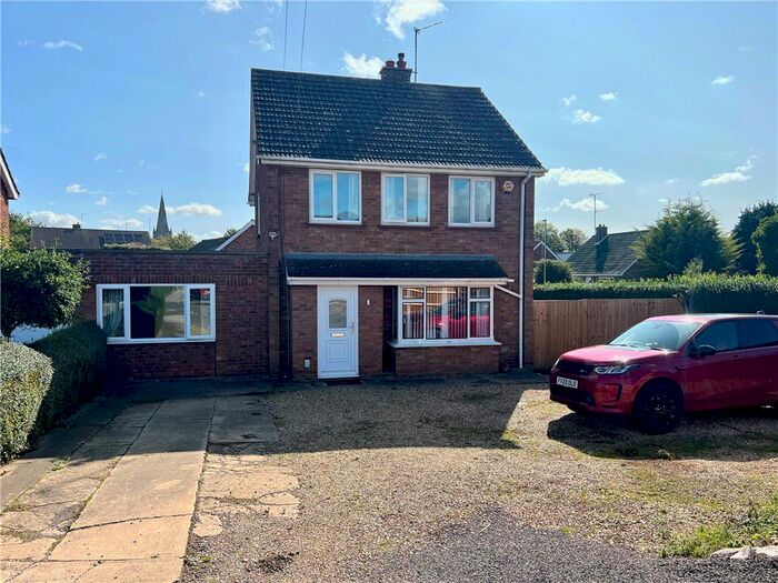 3 Bedroom Link Detached House For Sale In Roman Bank, Spalding, Lincolnshire, PE11