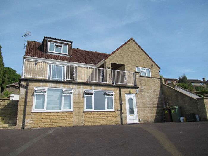 4 Bedroom Maisonette To Rent In Hexton Road, Glastonbury, BA6