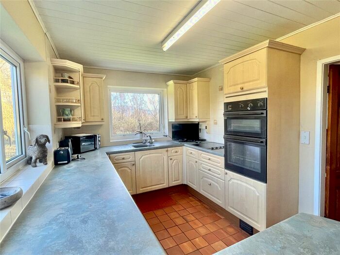 3 Bedroom Bungalow For Sale In Breidden Avenue, Arddleen, Llanymynech, Powys, SY22
