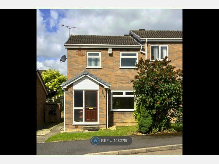 3 Bedroom Semi-Detached House To Rent In Inglewood Dell, Sothall, Sheffield, S20