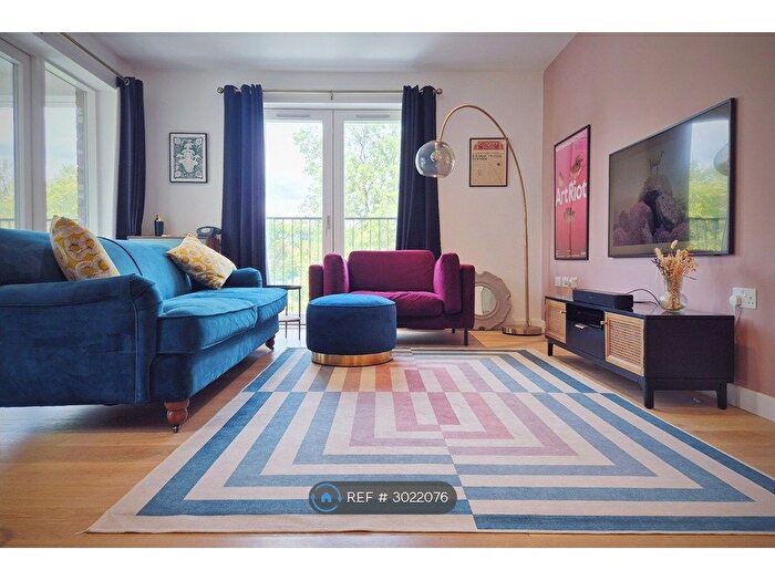 2 Bedroom Flat To Rent In Pippin House, London, N17