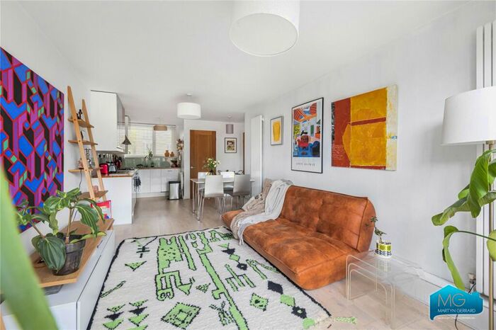 1 Bedroom Apartment To Rent In Brecknock Road, Kentish Town, London, N7