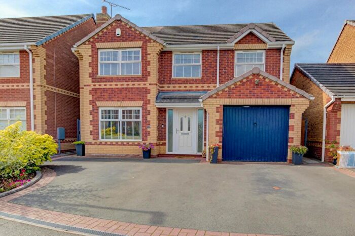 4 Bedroom Detached House For Sale In Cliveden Walk, Maple Park, Nuneaton, CV11