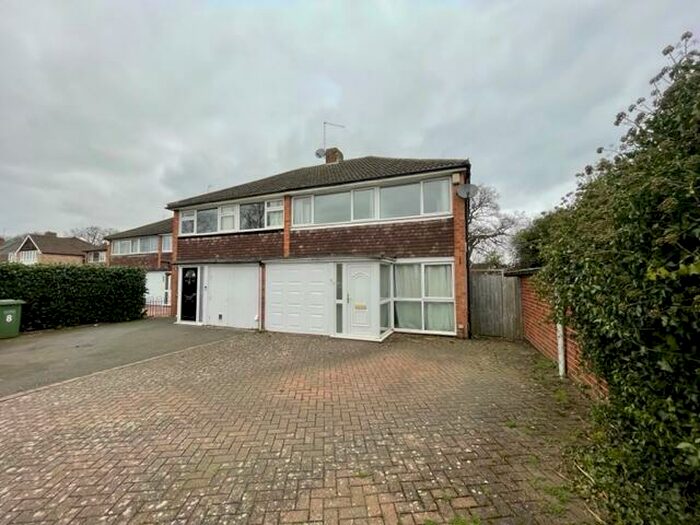 3 Bedroom House To Rent In Bellamy Farm Road, Shirley, Solihull, B90