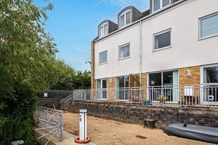 4 Bedroom Town House To Rent In Wren Walk, St. Neots, Cambridgeshire, PE19