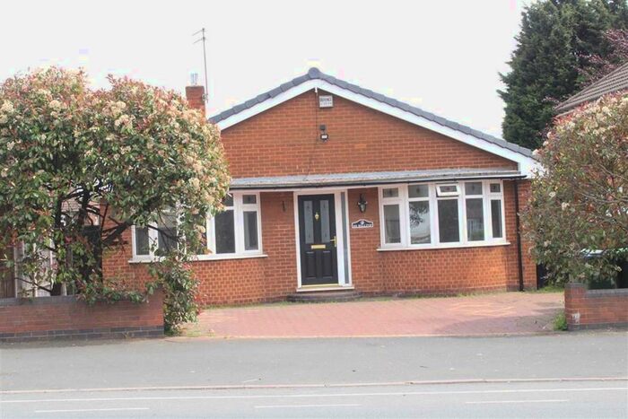 3 Bedroom Detached Bungalow To Rent In Hill Top, West Bromwich, B70