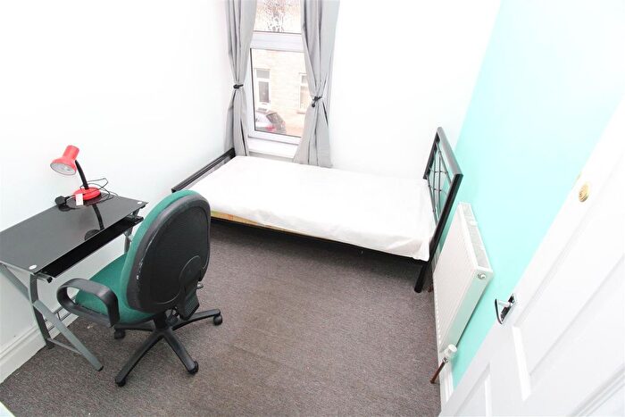 1 Bedroom Semi-Detached House To Rent In Queen Street Treforest, Pontypridd, CF37