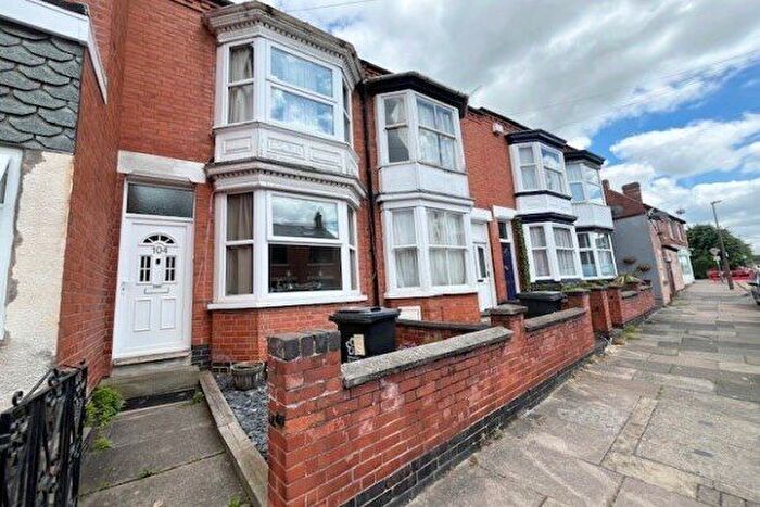 3 Bedroom Terraced House To Rent In Lorne Road, Leicester, LE2