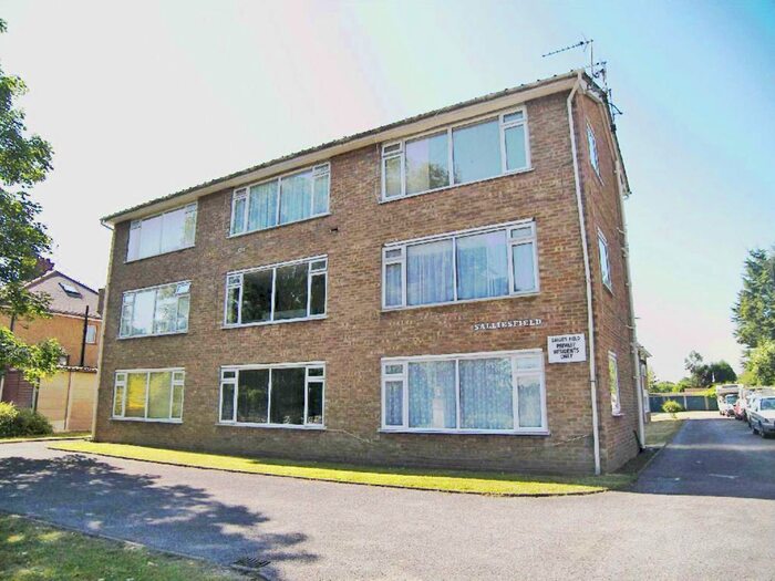 Studio To Rent In Kneller Road, Whitton, Twickenham, TW2