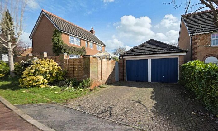 4 Bedroom Detached House For Sale In Jones Close, Brackley, NN13