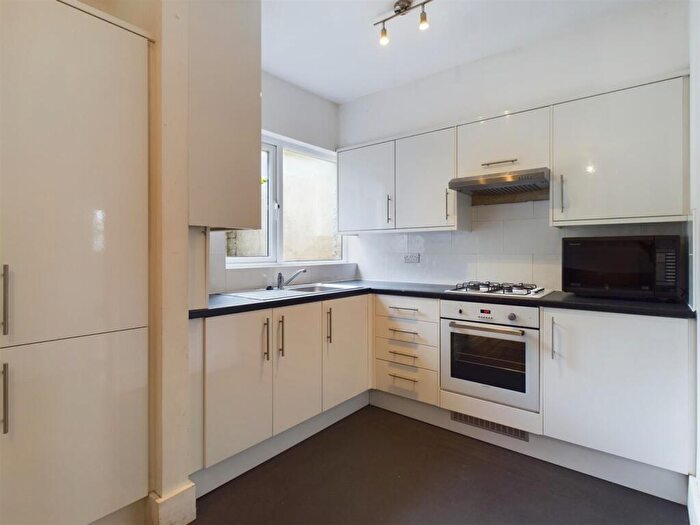 5 Bedroom Terraced House To Rent In Barnett Road, Brighton, BN1