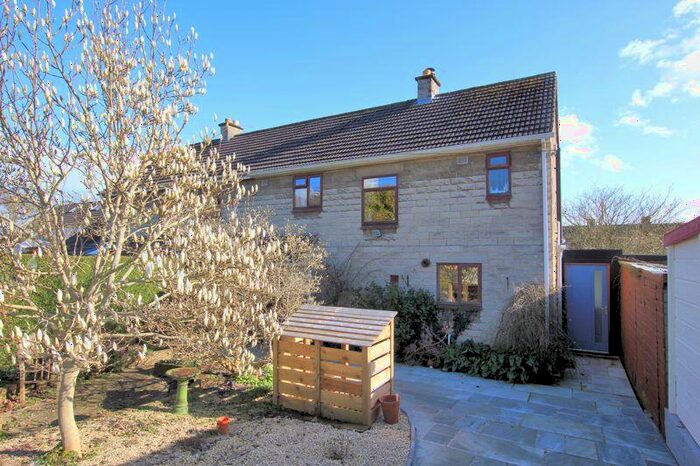 3 Bedroom Semi-Detached House For Sale In Lower Westwood, BA15