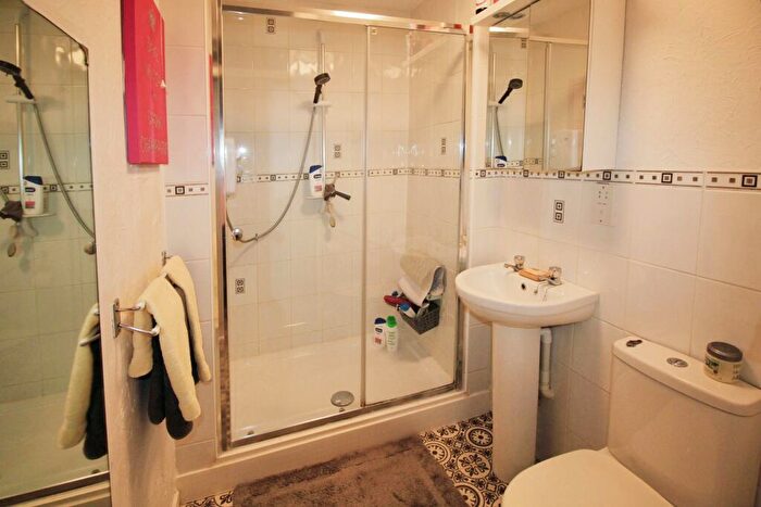 3 Bedroom Terraced House For Sale In Hunwicke Road, Colchester, CO4