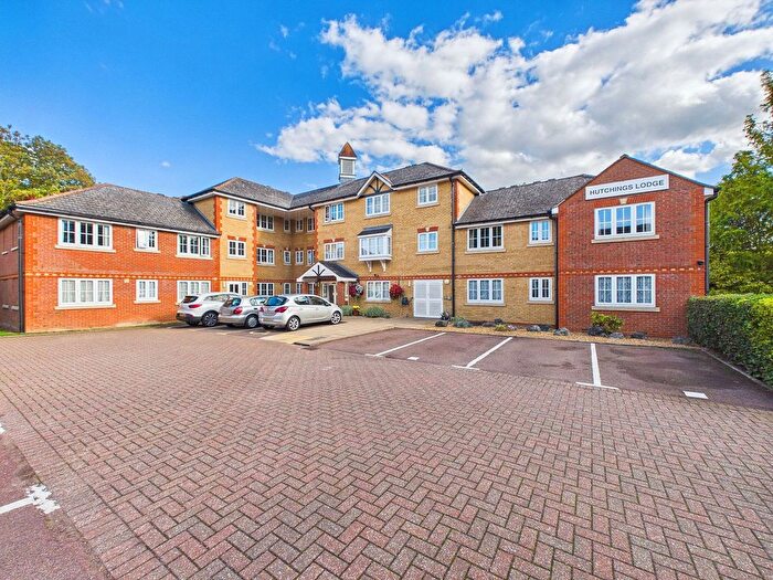 2 Bedroom Flat For Sale In High Street, Rickmansworth, WD3