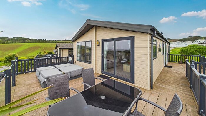 2 Bedroom Bungalow For Sale In Gwel Teg, Praa Sands Holiday Village, Praa Sands, TR20