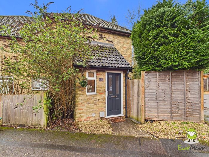 2 Bedroom End Terrace House For Sale In Ajax Close, Chineham, Basingstoke, Hampshire, RG24