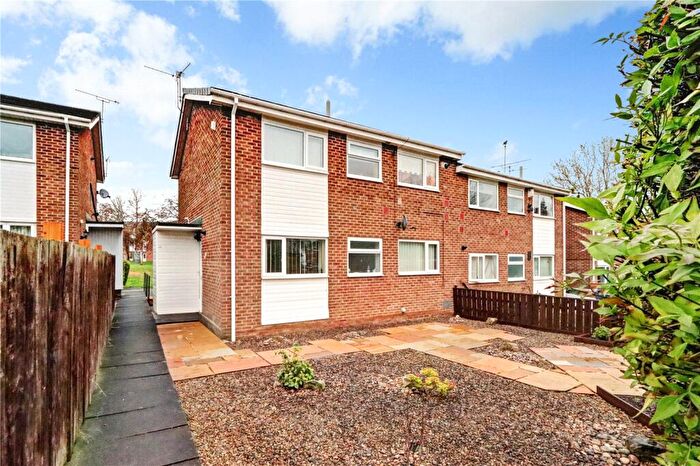 2 Bedroom Flat For Sale In Mitford Close, Washington, Tyne And Wear, NE38
