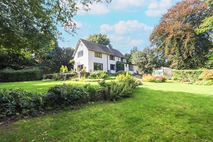 2 Bedroom Detached House For Sale In Powntley Copse, Alton, GU34
