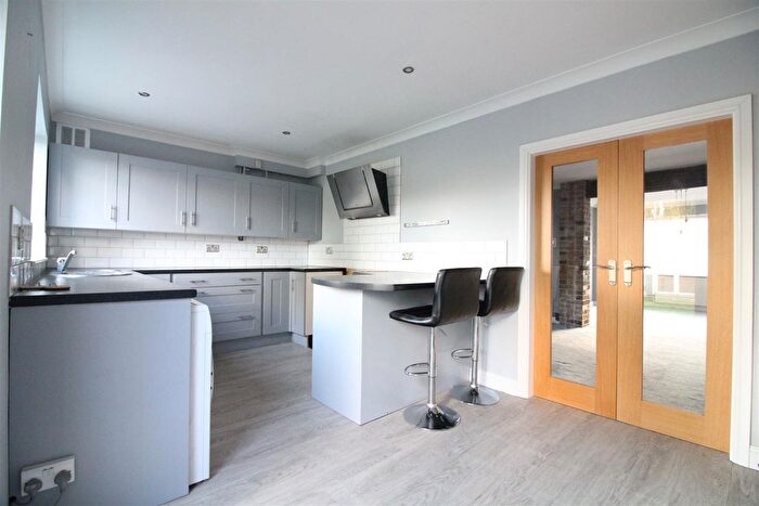 3 Bedroom Property To Rent In Goshawk Gardens, Hayes, UB4