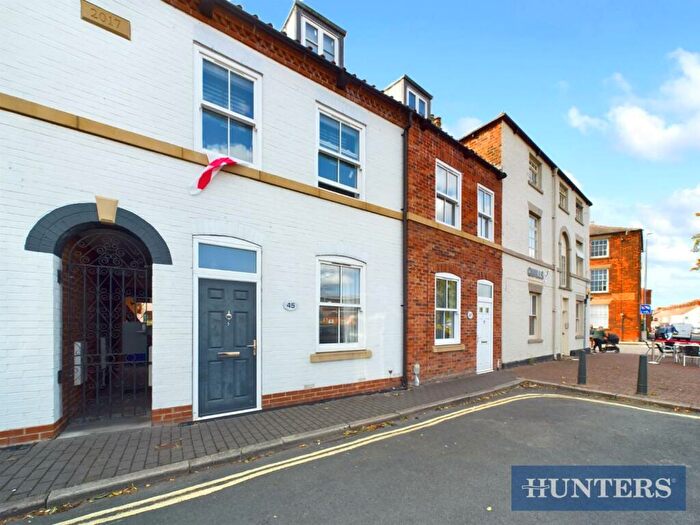 3 Bedroom Terraced House For Sale In Trinity Lane, Beverley, HU17