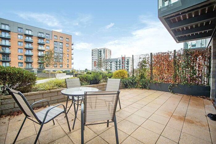 1 Bedroom Flat For Sale In Ocean Drive, Gillingham, Kent, ME7
