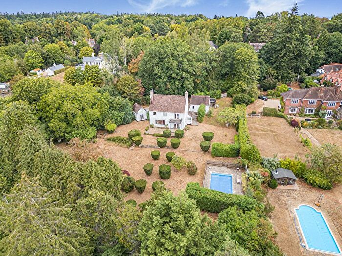 3 Bedroom Detached House For Sale In Old Boars Hill, Oxford, OX1