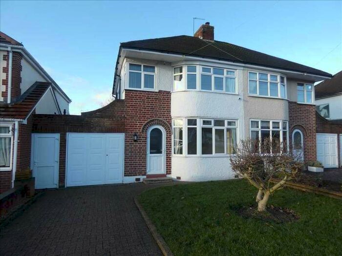 3 Bedroom Semi-Detached House To Rent In Malcolm Road, Shirley, Solihull, B90