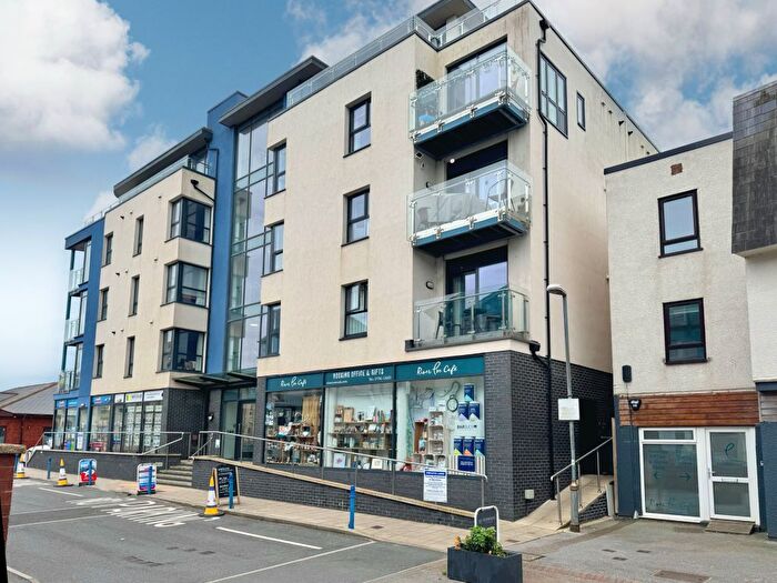 2 Bedroom Flat For Sale In Pierhead, Exmouth, EX8