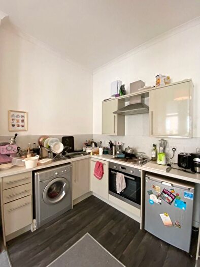2 Bedroom Flat To Rent In Duke Street, Dennistoun, Glasgow, G31