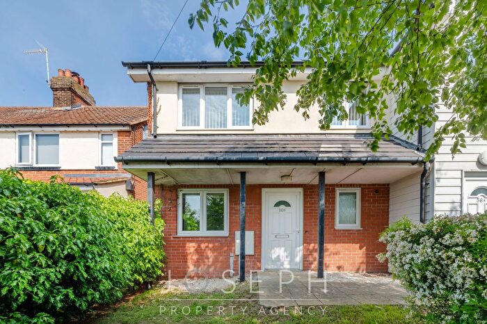 2 Bedroom Flat To Rent In Sproughton Road, Ipswich, IP1