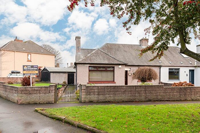 3 Bedroom Semi-Detached Bungalow For Sale In Methilhaven Road, Buckhaven, KY8