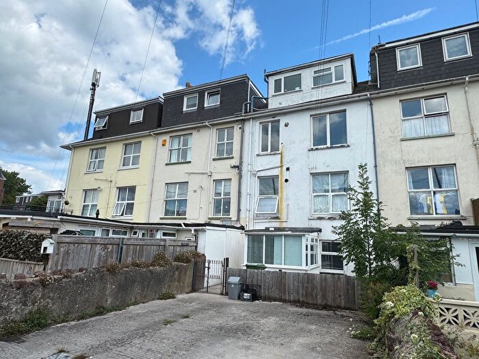 1 Bedroom Flat To Rent In Queens Park Road, Paignton, TQ4
