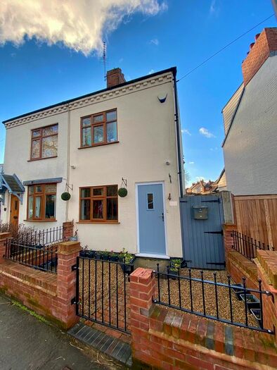 3 Bedroom Property To Rent In Saddington Road, Fleckney, Leicester, LE8