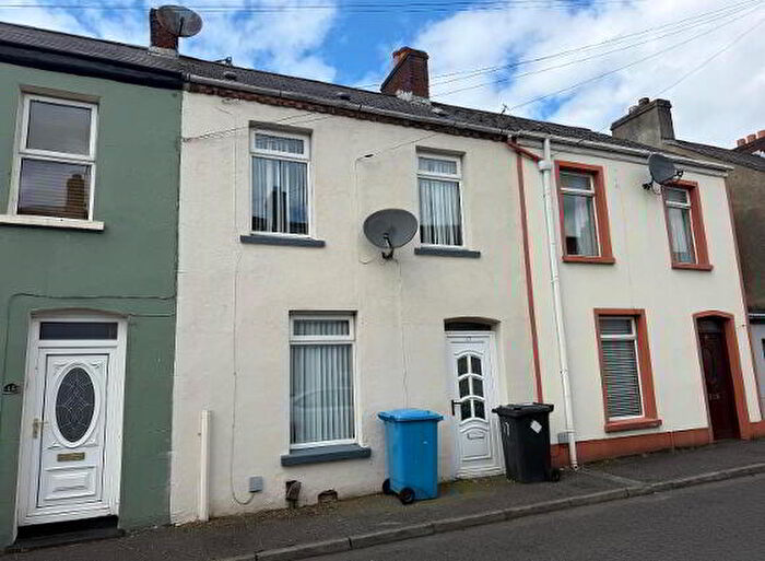 2 Bedroom Terrace House For Sale In Ivy Terrace, Derry, BT48