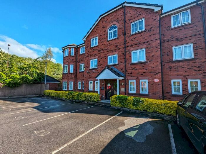 2 Bedroom Flat To Rent In Harrison Close, Warrington, Cheshire, WA1