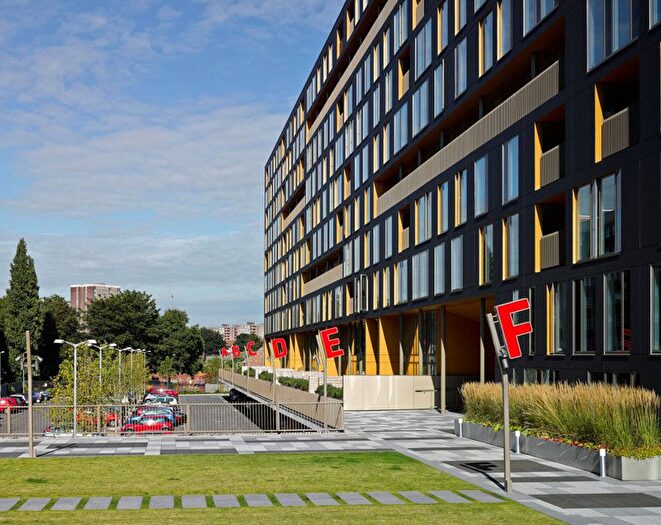 2 Bedroom Flat To Rent In The Avenue, Leeds, LS9